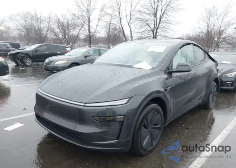 2026 Tesla Model Y Premium Rear-Wheel Drive z USA, uszkodzony, nr VIN 7SAYGDED5TF423778
